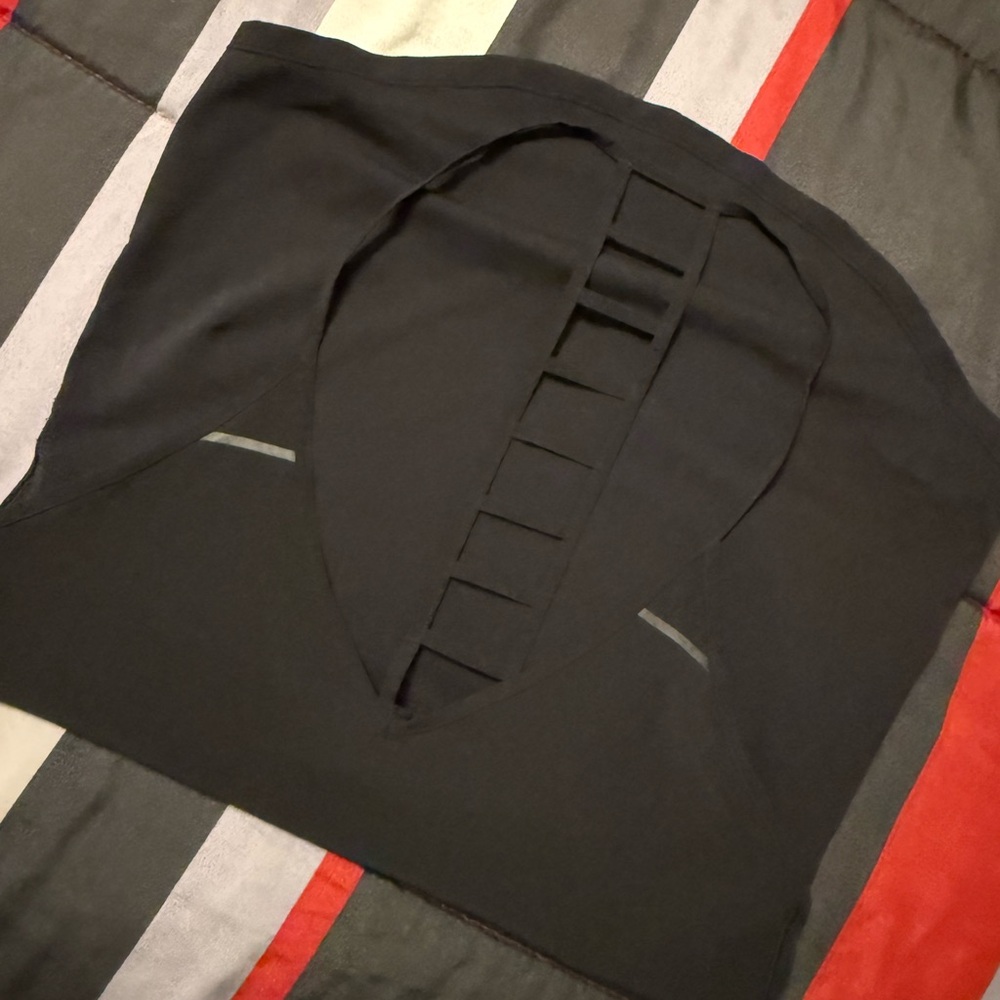 lululemon athletica Black Strappy Back Tank Top